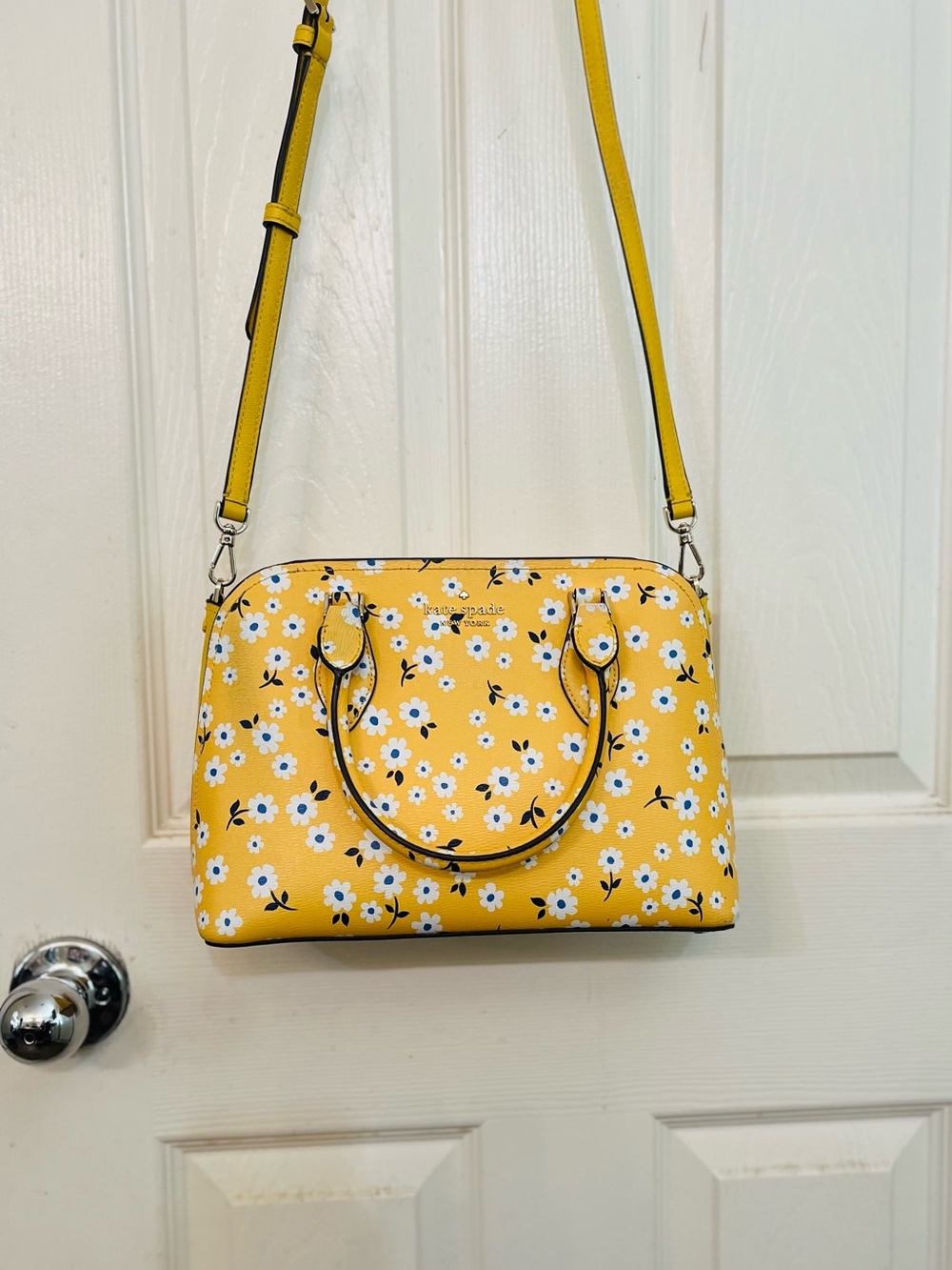 Kate Spade New York Darcy Small Fleurette Floral Satchel (Style WKRO0434 NWOT - Picture 3 of 16